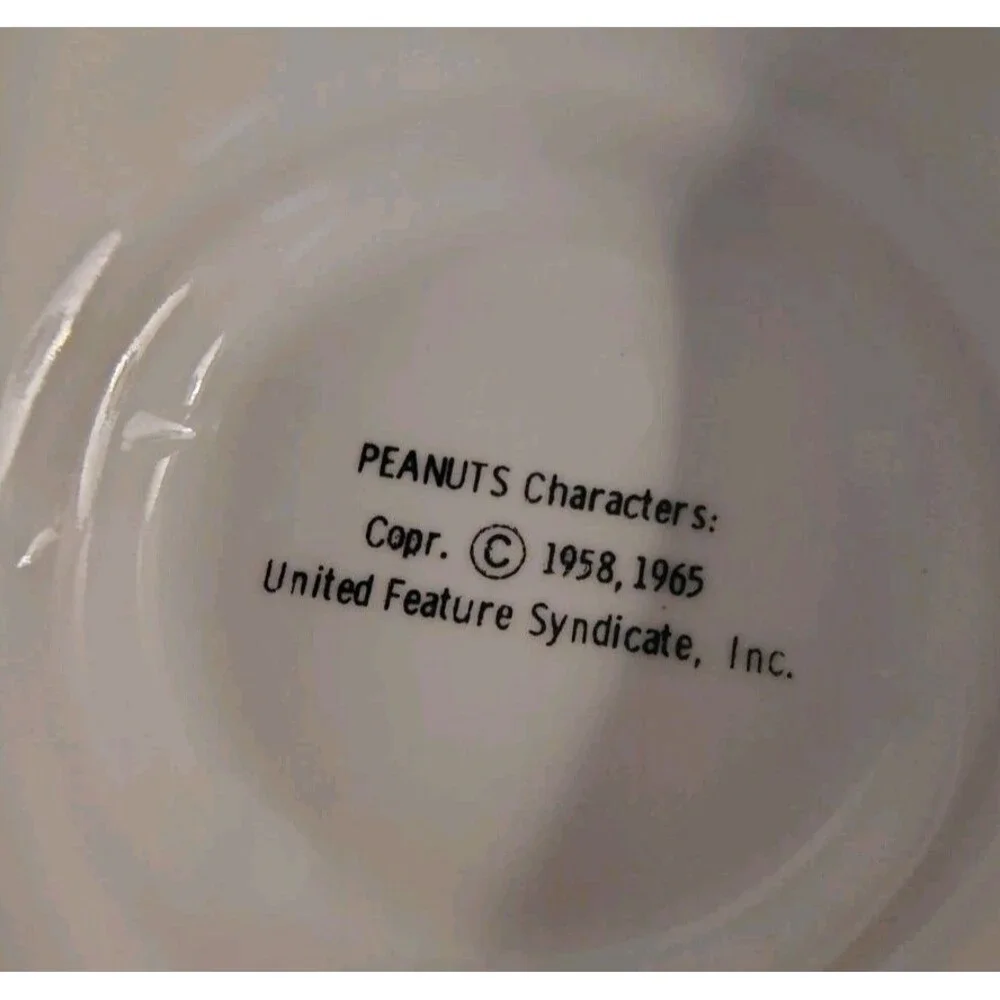 Vintage 1965 Peanuts Snoopy Woodstock Ceramic Ice Cream Pedestal Bowls Set of 2